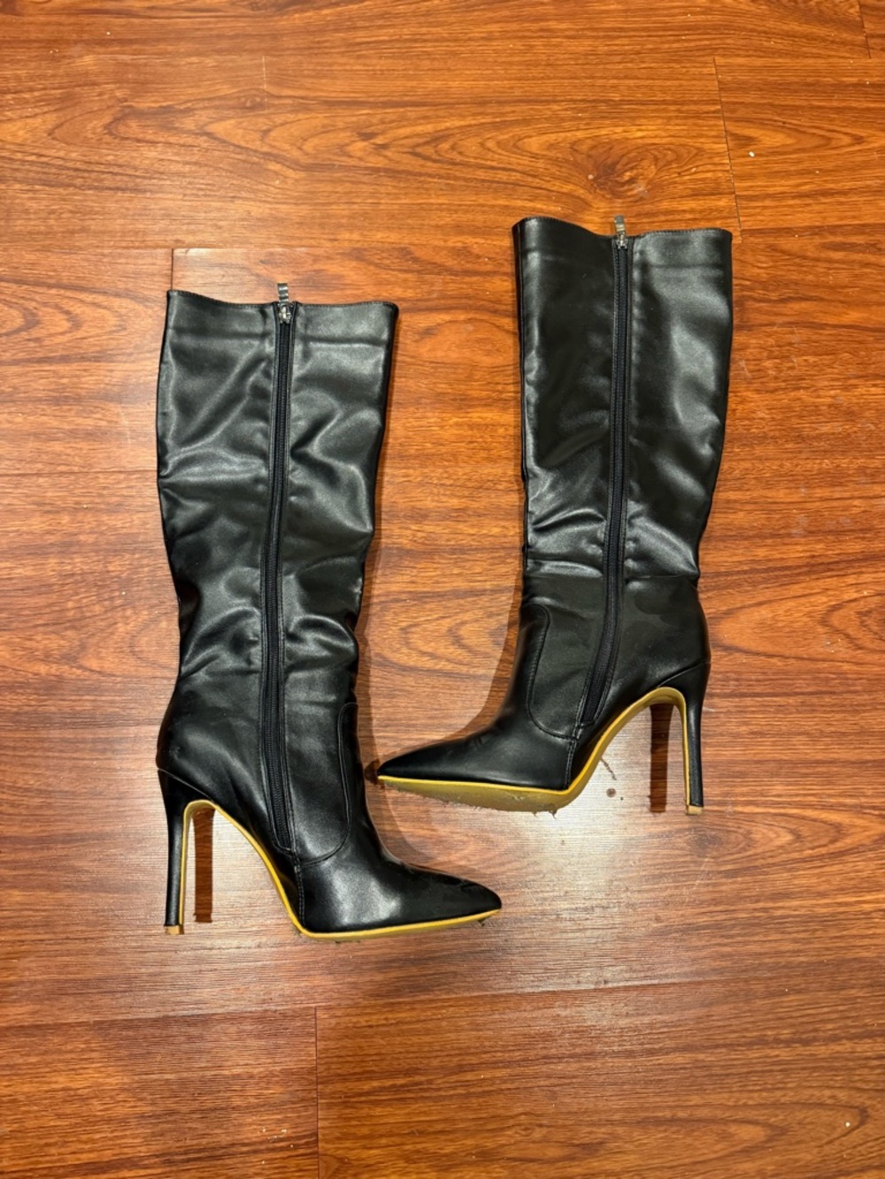 Women's Black Tall Pointed-Toe Stiletto Boots